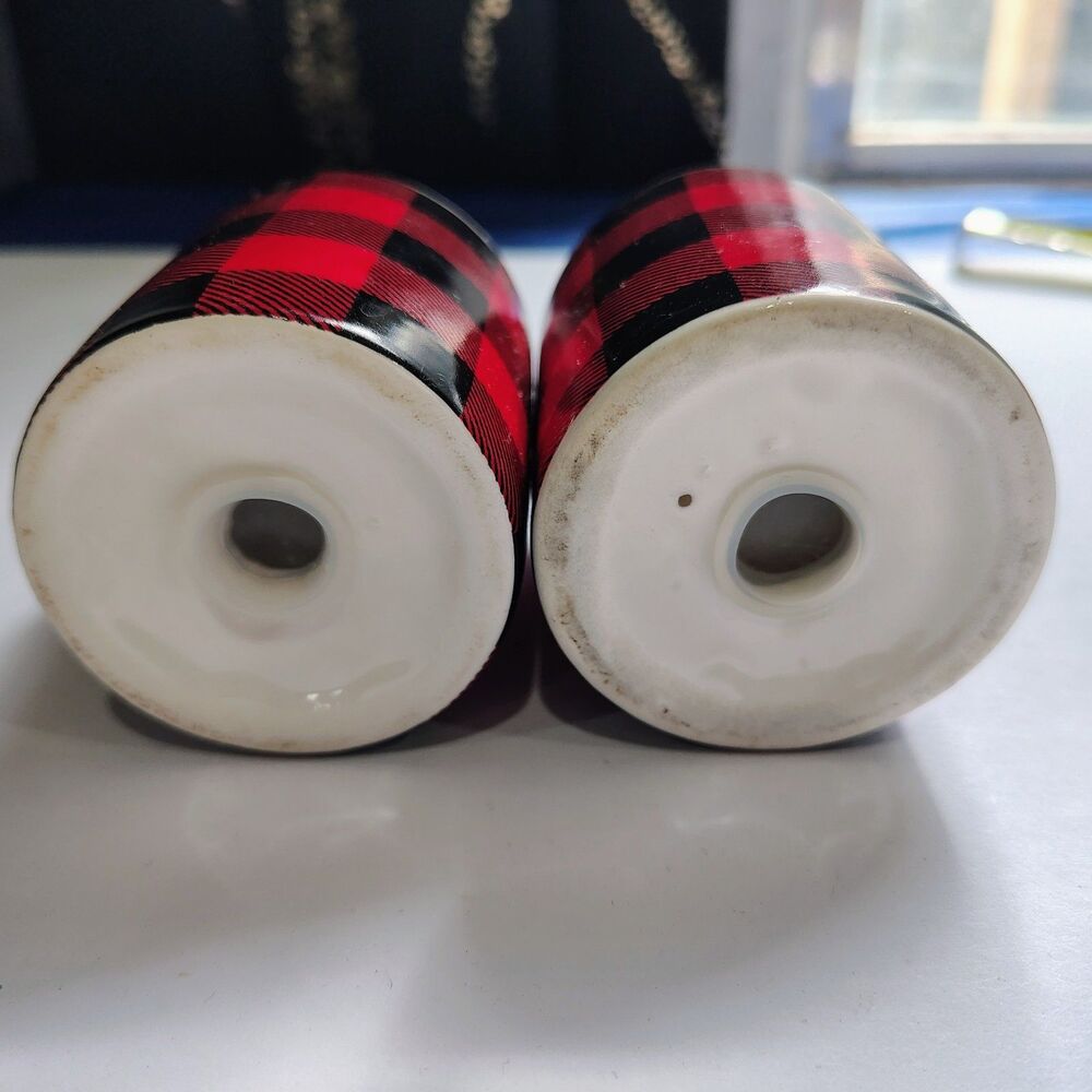 2pc set of salt and pepper shakers (app. 3") red and black buffalo check - Picture 6 of 8
